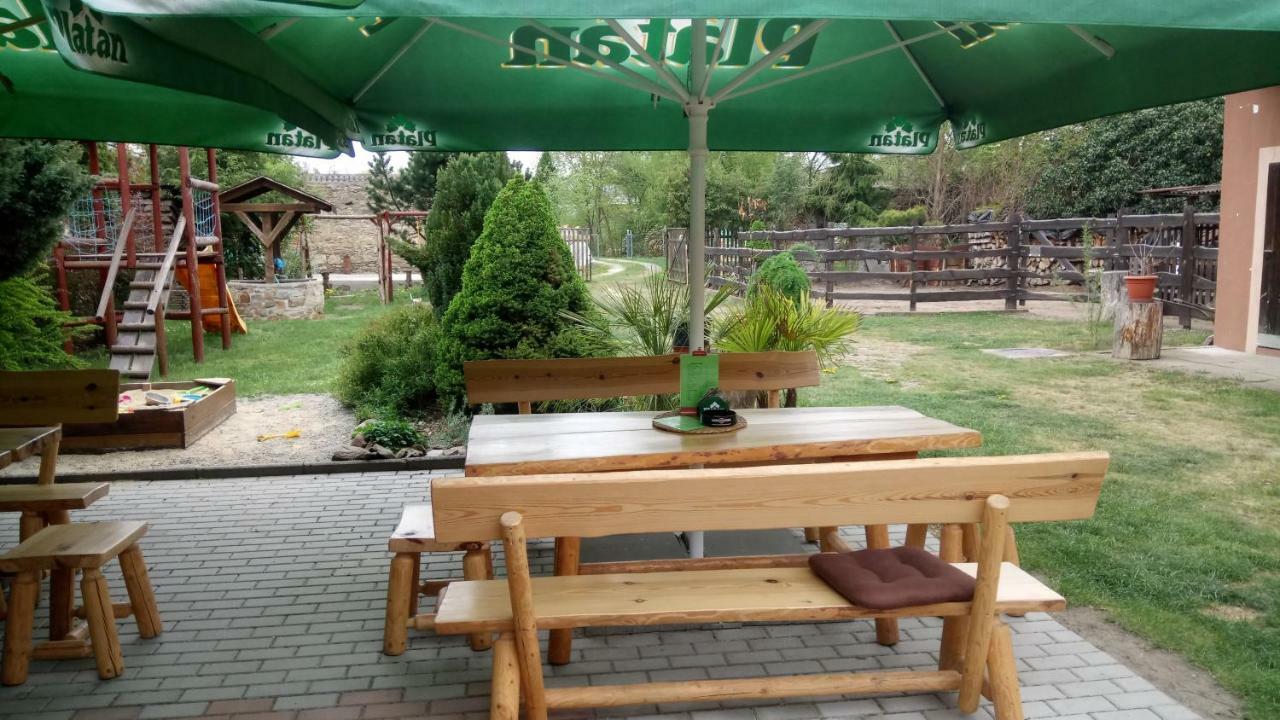 Penzion U Formana Stráž nad Nežárkou Exterior foto